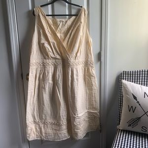 NWOT Old Navy Linen Style Eyelet Dress